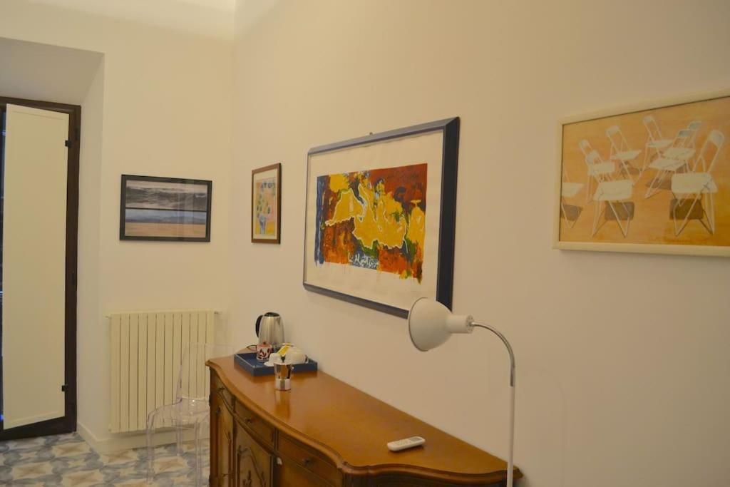 Casa Luciano Al San Carlo Apartment เนเปิลส์ ภายนอก รูปภาพ