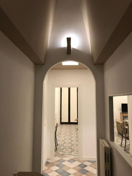 Casa Luciano Al San Carlo Apartment เนเปิลส์ ภายนอก รูปภาพ